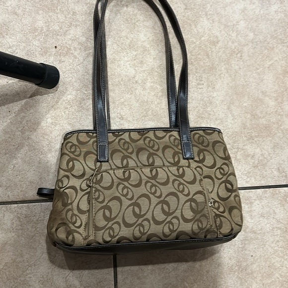 Used shoulder purse with few stains inside - Picture 2 of 3